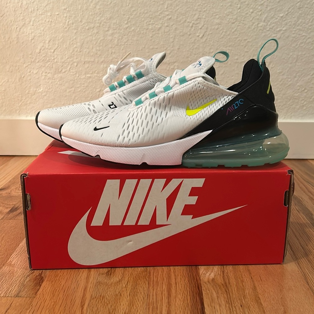 Nike Air Max 270 size 7 youth